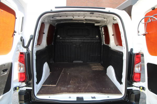 Opel Combo 1.6D L2H1 Edition / App connect / Navi / Multi stuur / Cruise