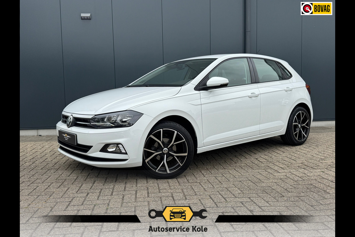 Volkswagen Polo 1.0 TSI * Navigatie * Lichtmetaal * AppleCarPlay * Volkswagen Polo 1.0 TSI * Navigatie * Lichtmetaal * AppleCarPlay *