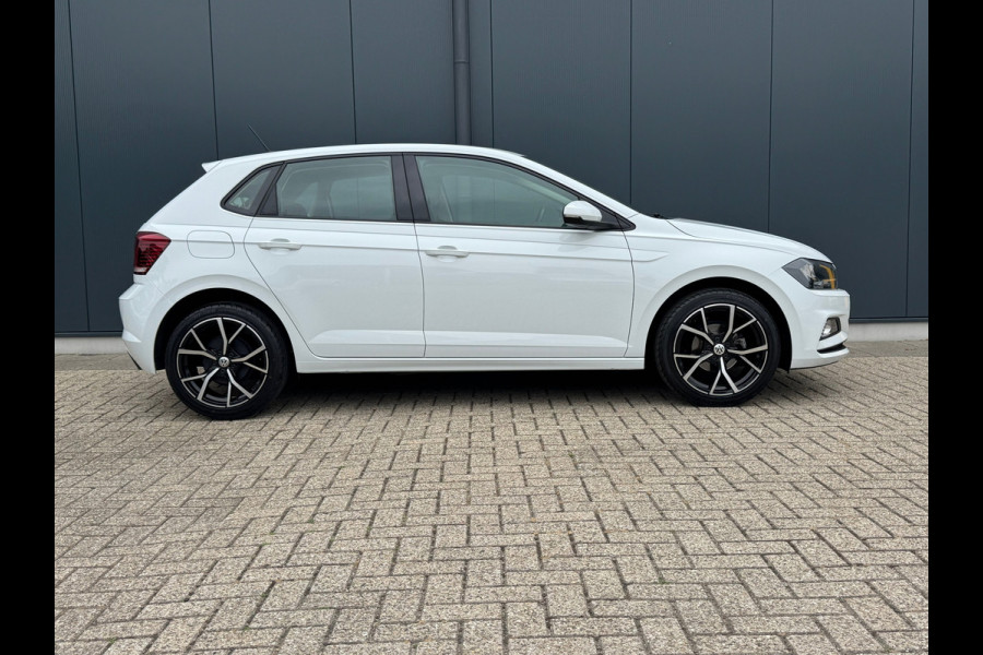Volkswagen Polo 1.0 TSI * Navigatie * Lichtmetaal * AppleCarPlay *
