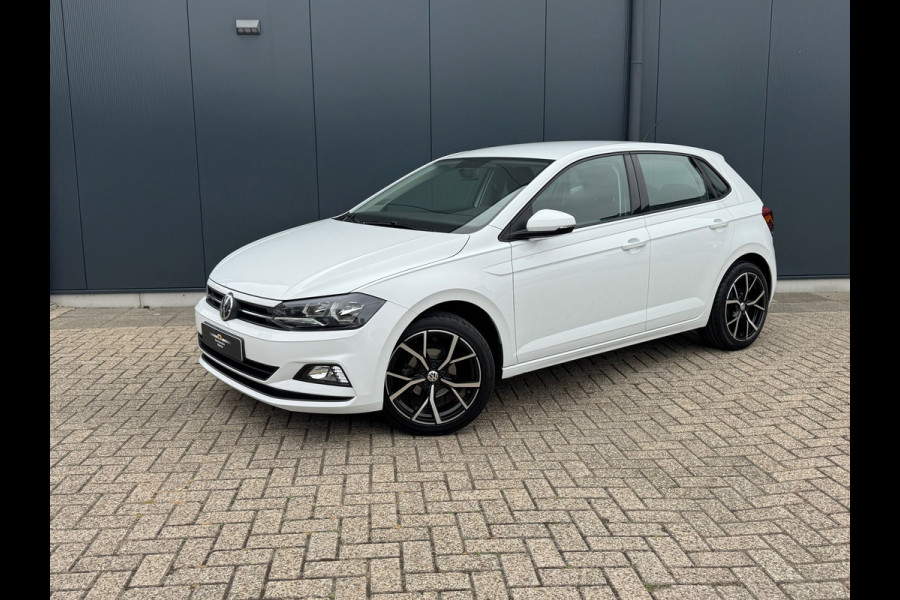 Volkswagen Polo 1.0 TSI * Navigatie * Lichtmetaal * AppleCarPlay *
