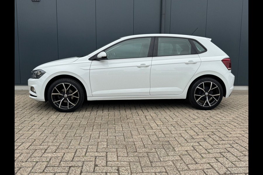 Volkswagen Polo 1.0 TSI * Navigatie * Lichtmetaal * AppleCarPlay *