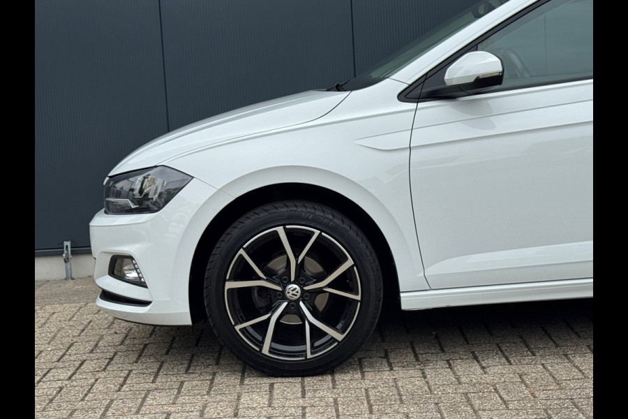Volkswagen Polo 1.0 TSI * Navigatie * Lichtmetaal * AppleCarPlay *
