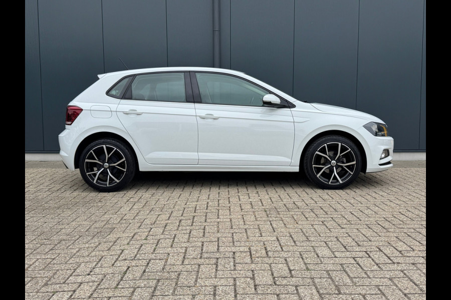 Volkswagen Polo 1.0 TSI * Navigatie * Lichtmetaal * AppleCarPlay *