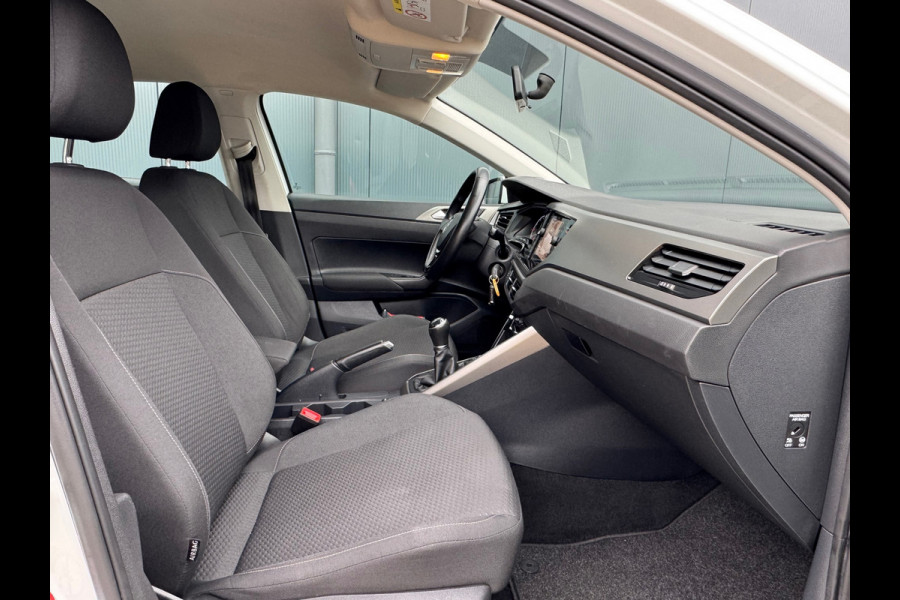 Volkswagen Polo 1.0 TSI * Navigatie * Lichtmetaal * AppleCarPlay *