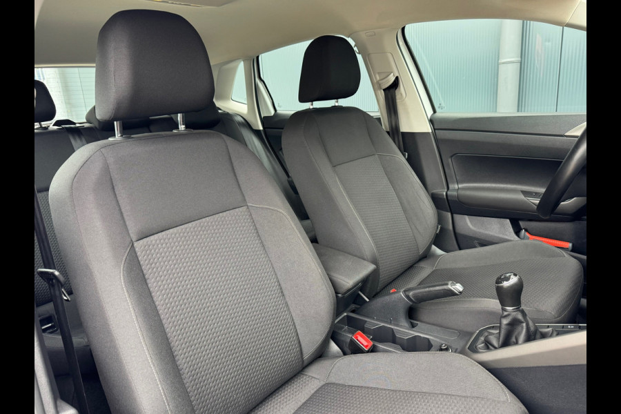 Volkswagen Polo 1.0 TSI * Navigatie * Lichtmetaal * AppleCarPlay *