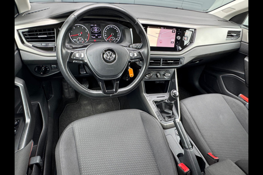 Volkswagen Polo 1.0 TSI * Navigatie * Lichtmetaal * AppleCarPlay *