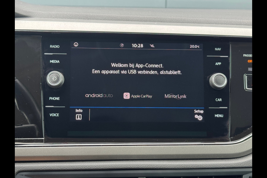 Volkswagen Polo 1.0 TSI * Navigatie * Lichtmetaal * AppleCarPlay *