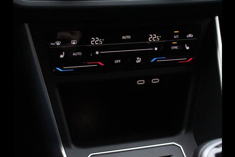 Volkswagen Polo 1.0 TSI Move | DEMO ! | Navigatie App Connect / Android Auto / Apple Carplay Climate Control Parkeer sensoren Lichtmetalen Velgen Dab Digitale Cockpit