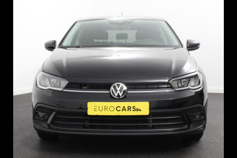 Volkswagen Polo 1.0 TSI Move | DEMO ! | Navigatie App Connect / Android Auto / Apple Carplay Climate Control Parkeer sensoren Lichtmetalen Velgen Dab Digitale Cockpit