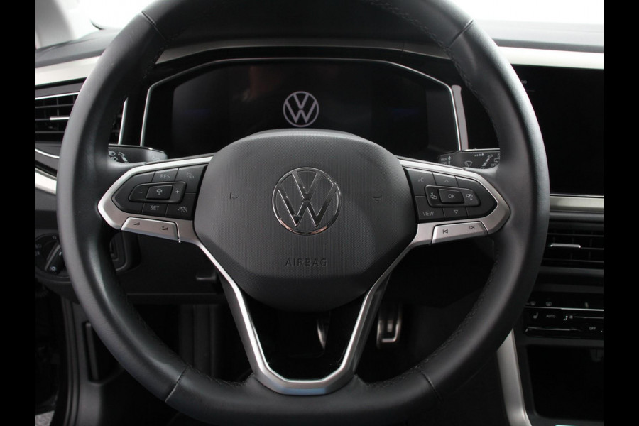 Volkswagen Polo 1.0 TSI Move | DEMO ! | Navigatie App Connect / Android Auto / Apple Carplay Climate Control Parkeer sensoren Lichtmetalen Velgen Dab Digitale Cockpit