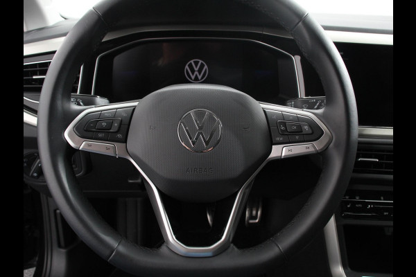 Volkswagen Polo 1.0 TSI Move | DEMO ! | Navigatie App Connect / Android Auto / Apple Carplay Climate Control Parkeer sensoren Lichtmetalen Velgen Dab Digitale Cockpit