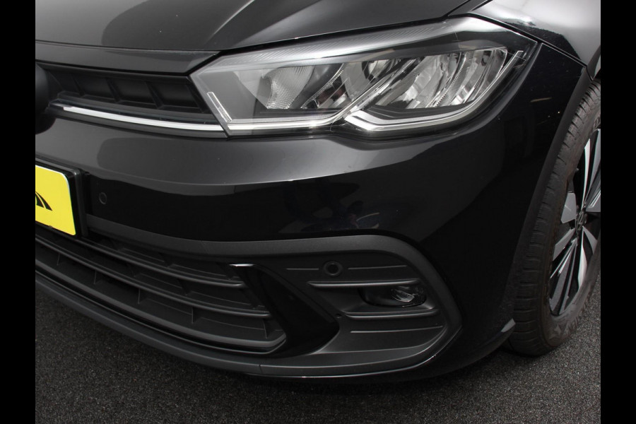 Volkswagen Polo 1.0 TSI Move | DEMO ! | Navigatie App Connect / Android Auto / Apple Carplay Climate Control Parkeer sensoren Lichtmetalen Velgen Dab Digitale Cockpit