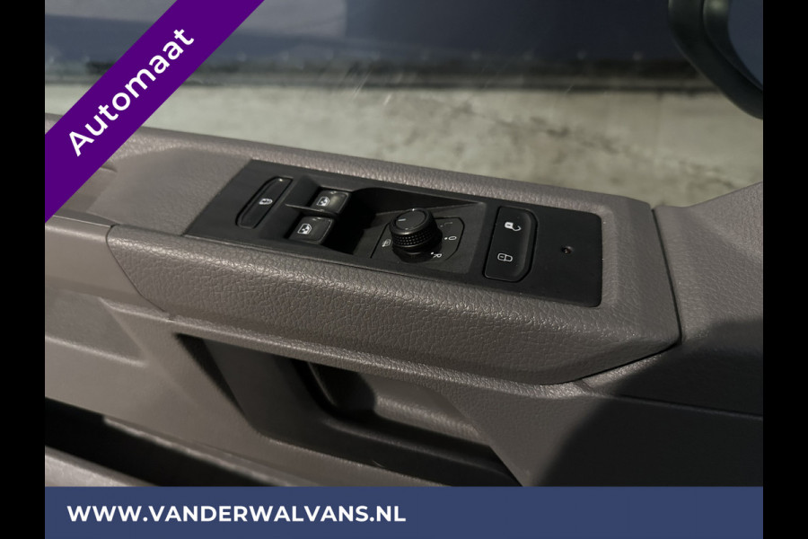Volkswagen Transporter 2.0 TDI 150pk Automaat L2H1 Euro6 Airco | 2500kg Trekhaak | Velgen | Navigatie | Apple Carplay android auto, cruisecontrol, parkeersensoren