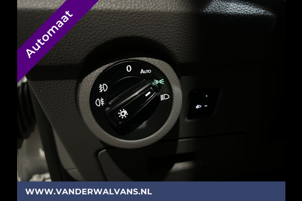 Volkswagen Transporter 2.0 TDI 150pk Automaat L2H1 Euro6 Airco | 2500kg Trekhaak | Velgen | Navigatie | Apple Carplay android auto, cruisecontrol, parkeersensoren