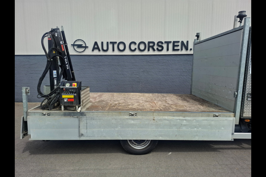 Iveco Daily 3.0I CNG EURO-6 375 35S14N Automaat HIAB Kraan Laadbak 3-Persoons Ecc Trekhaak Camera Blue power Alpine 2-Din Infotainment Sys. Bluetooth Opbergkasten Betonplex Vloer Compressed Natural Gas (CNG) Voertuig 1e Eigenaar Euro 6