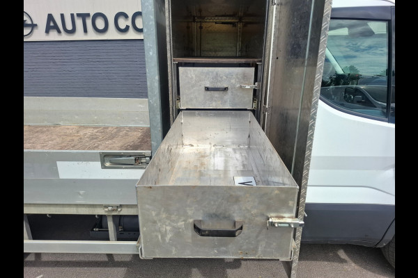 Iveco Daily 3.0I CNG EURO-6 375 35S14N Automaat HIAB Kraan Laadbak 3-Persoons Ecc Trekhaak Camera Blue power Alpine 2-Din Infotainment Sys. Bluetooth Opbergkasten Betonplex Vloer Compressed Natural Gas (CNG) Voertuig 1e Eigenaar Euro 6