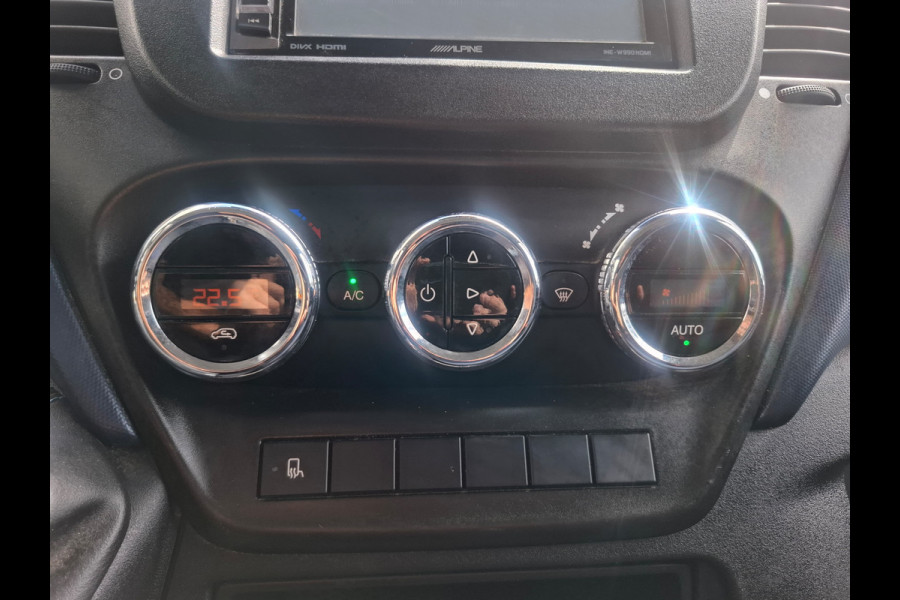 Iveco Daily 3.0I CNG EURO-6 375 35S14N Automaat HIAB Kraan Laadbak 3-Persoons Ecc Trekhaak Camera Blue power Alpine 2-Din Infotainment Sys. Bluetooth Opbergkasten Betonplex Vloer Compressed Natural Gas (CNG) Voertuig 1e Eigenaar Euro 6