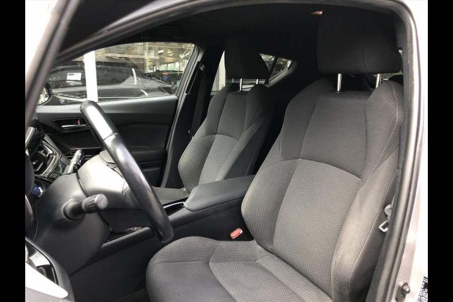 Toyota C-HR 1.8 Hybrid Style Bi-Tone | Trekhaak, JBL, LED Pakket, Navigatie, Dodehoekherkenning, Parkeersensoren, Stoel + Stuurverwarming