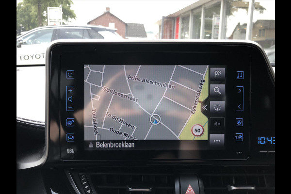 Toyota C-HR 1.8 Hybrid Style Bi-Tone | Trekhaak, JBL, LED Pakket, Navigatie, Dodehoekherkenning, Parkeersensoren, Stoel + Stuurverwarming