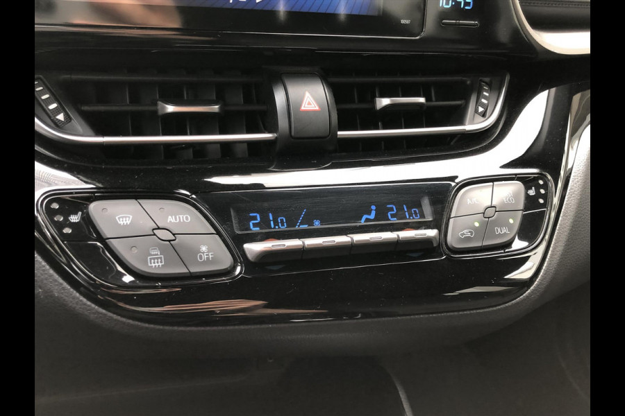 Toyota C-HR 1.8 Hybrid Style Bi-Tone | Trekhaak, JBL, LED Pakket, Navigatie, Dodehoekherkenning, Parkeersensoren, Stoel + Stuurverwarming