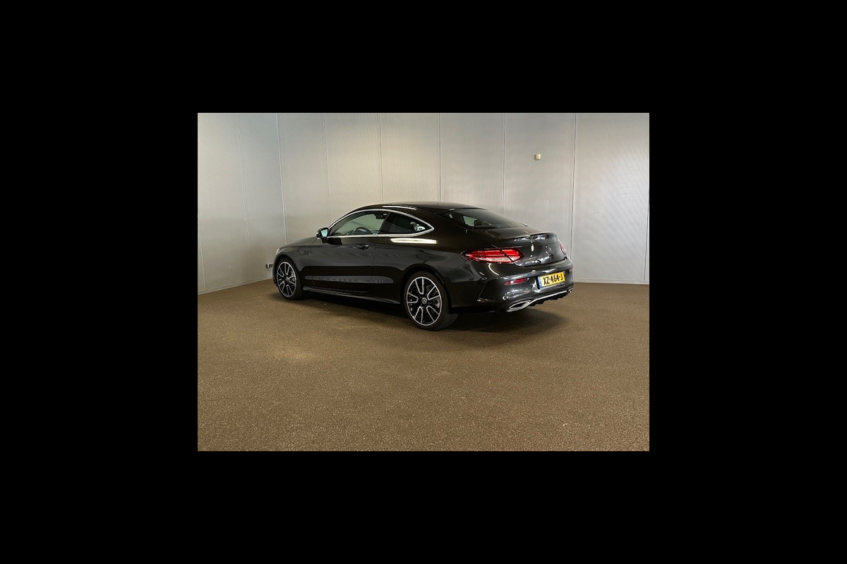 Mercedes-Benz C-Klasse Coupé 180 Face Lift AMG STYLING-CAMERA-DIGI DASH-COMPLEET Mercedes-Benz C-Klasse Coupé 180 Face Lift AMG STYLING-CAMERA-DIGI DASH-COMPLEET