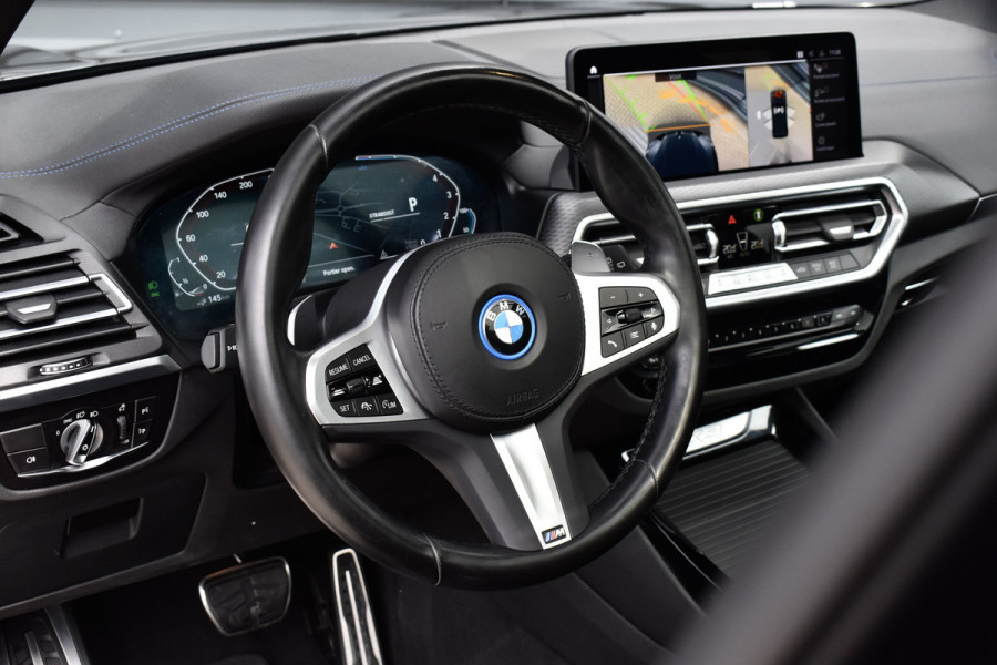 BMW X3 xDrive30e M Sport | Panoramadak | ACC | 20'' Velgen | Gesture Control | Lederen Bekleding |