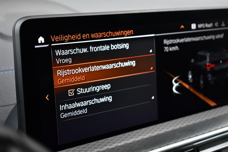 BMW X3 xDrive30e M Sport | Panoramadak | ACC | 20'' Velgen | Gesture Control | Lederen Bekleding |
