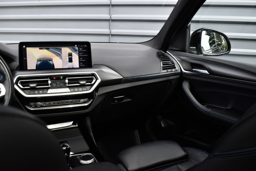 BMW X3 xDrive30e M Sport | Panoramadak | ACC | 20'' Velgen | Gesture Control | Lederen Bekleding |