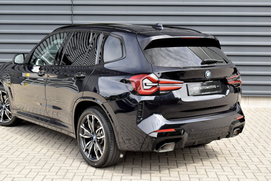 BMW X3 xDrive30e M Sport | Panoramadak | ACC | 20'' Velgen | Gesture Control | Lederen Bekleding |