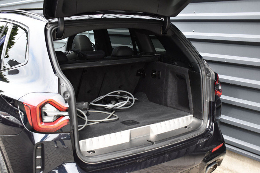 BMW X3 xDrive30e M Sport | Panoramadak | ACC | 20'' Velgen | Gesture Control | Lederen Bekleding |