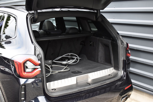 BMW X3 xDrive30e M Sport | Panoramadak | ACC | 20'' Velgen | Gesture Control | Lederen Bekleding |
