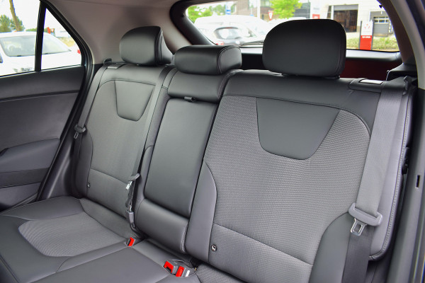 Kia Niro 1.6 GDi Hybrid DynamicLine | Apple CarPlay | Half Leer | ACC | Camera