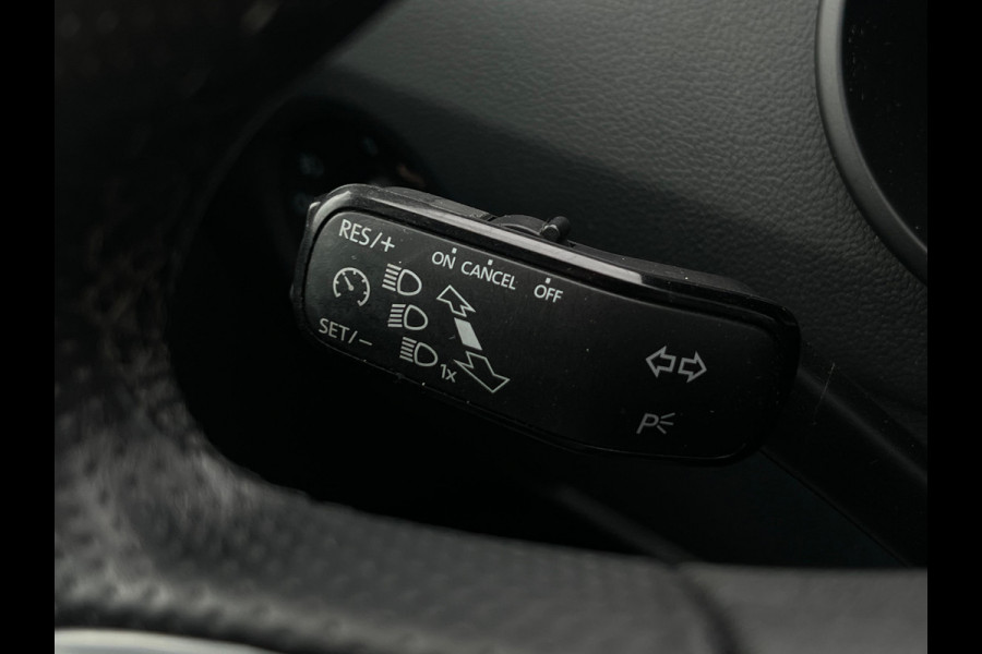 Škoda Octavia Combi 1.0 TSI Greentech Business Edition TREKHAAK | STOELVERWARMING | NAVI