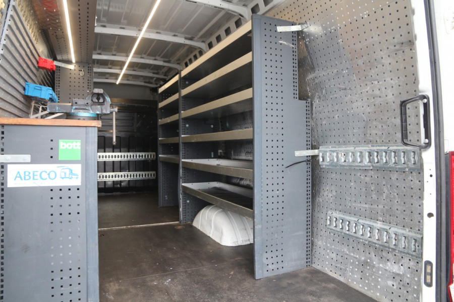 Iveco Daily 3.0 50C18 | Hi-matic | Werkplaats | Laadklep | Navi | Camera | Clima..