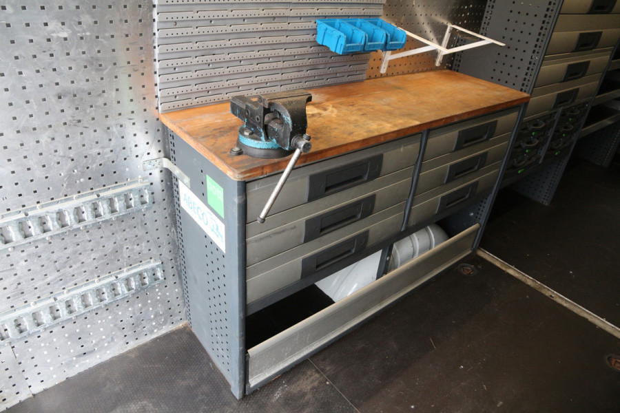 Iveco Daily 3.0 50C18 | Hi-matic | Werkplaats | Laadklep | Navi | Camera | Clima..