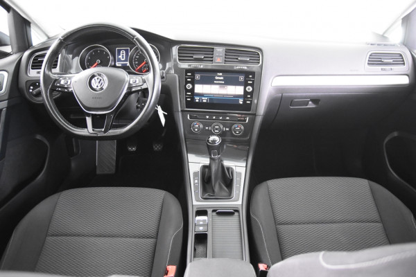 Volkswagen Golf 1.0 TSI Comfortline *Navigatie*Airco*Carplay*