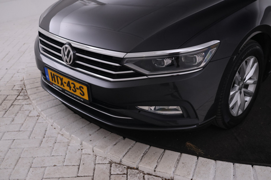 Volkswagen Passat Variant 1.6 TDI Comfort Business automaat, Navigatie, Trekhaak,