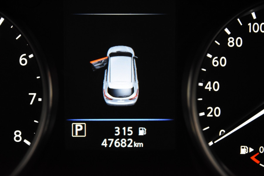 Nissan QASHQAI 1.3 DIG-T Design Edition *Panoramadak*Navigatie*360 Camera*Keyless*