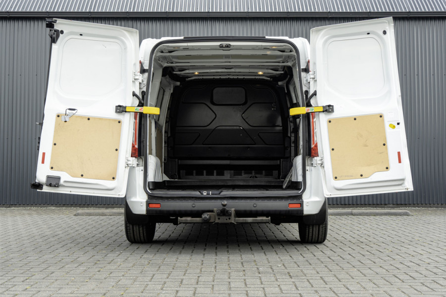 Ford Transit Custom 300 TDCI | L2H1 | LED | Omvormer | Cruise | Airco | PDC | Euro 6