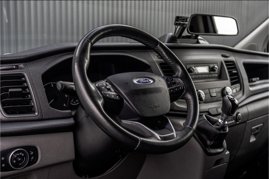 Ford Transit Custom 300 TDCI | L2H1 | LED | Omvormer | Cruise | Airco | PDC | Euro 6