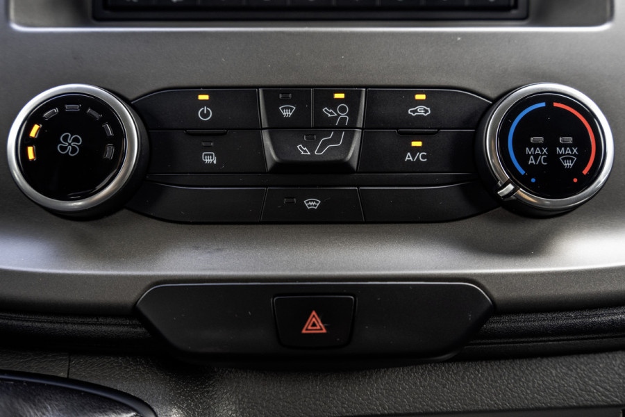 Ford Transit Custom 300 TDCI | L2H1 | LED | Omvormer | Cruise | Airco | PDC | Euro 6