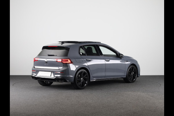 Volkswagen Golf 1.5 eTSI R-Line DSG (Automaat) | Verlengde garantie | Panorama dak | Harman Kardon | Head Up Display | Matrix koplampen | Standkachel |