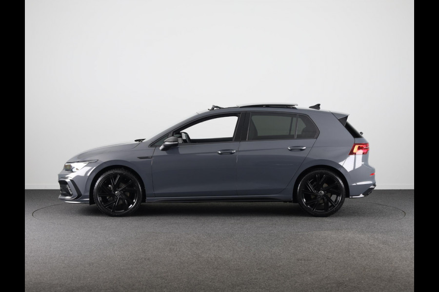Volkswagen Golf 1.5 eTSI R-Line DSG (Automaat) | Verlengde garantie | Panorama dak | Harman Kardon | Head Up Display | Matrix koplampen | Standkachel |