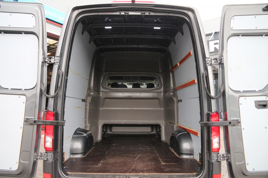 Volkswagen Crafter 2.0 TDI 177 | Aut. | DC | 3t trekgewicht | 7 Zitter | Camera |  Airco..