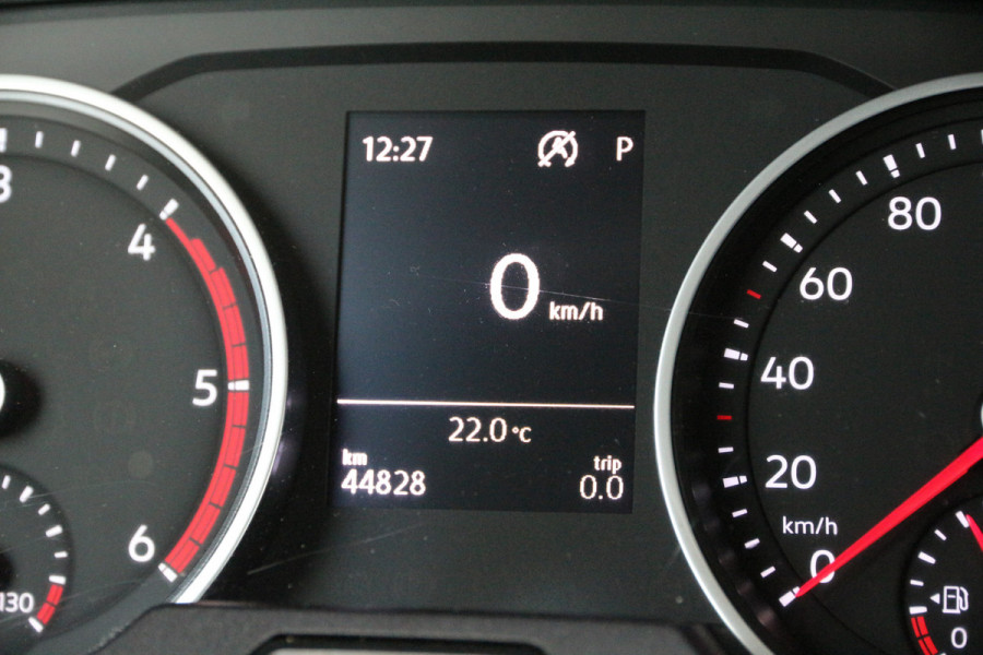 Volkswagen Crafter 2.0 TDI 177 | Aut. | DC | 3t trekgewicht | 7 Zitter | Camera |  Airco..