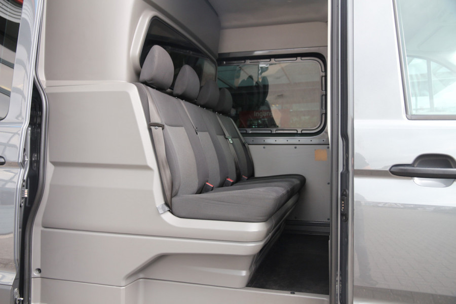 Volkswagen Crafter 2.0 TDI 177 | Aut. | DC | 3t trekgewicht | 7 Zitter | Camera |  Airco..