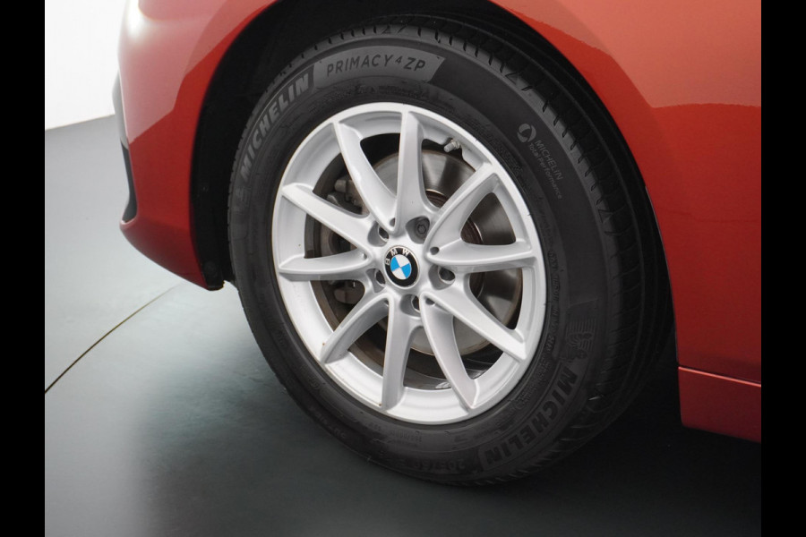 BMW 2 Serie Active Tourer 218i Executive Edition ORIG. NL. NAP KM. | HEAD UP | RIJKLAAR INCL. 12 MND. BOVAGGARANTIE