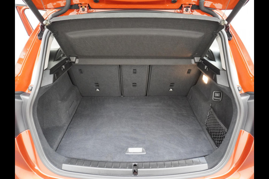 BMW 2 Serie Active Tourer 218i Executive Edition ORIG. NL. NAP KM. | HEAD UP | RIJKLAAR INCL. 12 MND. BOVAGGARANTIE