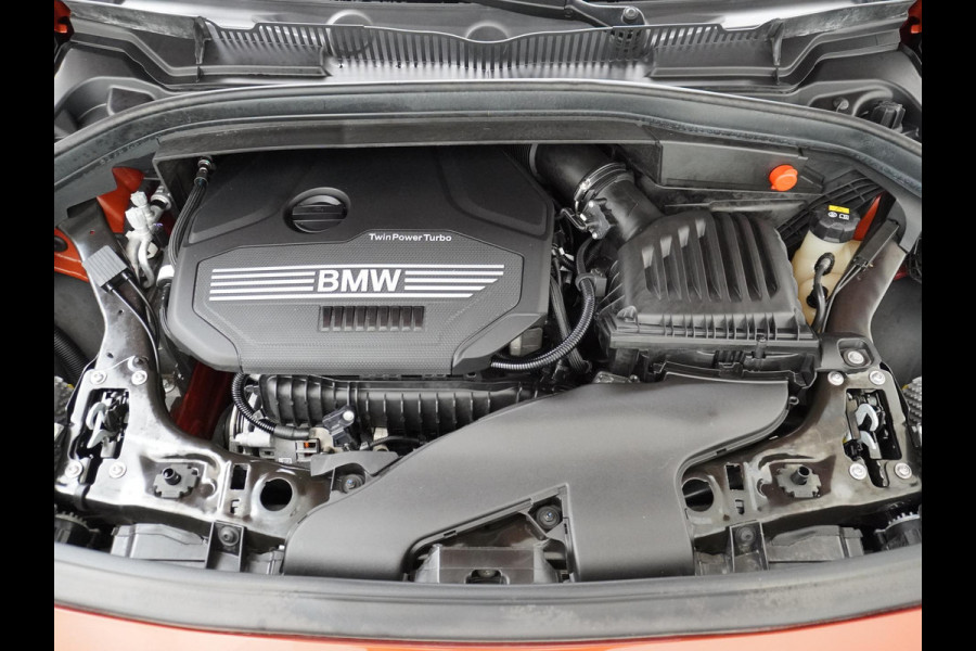 BMW 2 Serie Active Tourer 218i Executive Edition ORIG. NL. NAP KM. | HEAD UP | RIJKLAAR INCL. 12 MND. BOVAGGARANTIE