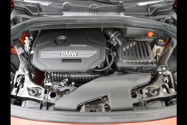 BMW 2 Serie Active Tourer 218i Executive Edition ORIG. NL. NAP KM. | HEAD UP | RIJKLAAR INCL. 12 MND. BOVAGGARANTIE